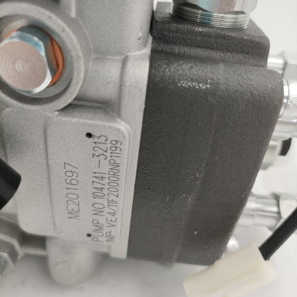Diesel Fuel Injection VE Pump 104741-3213 ME201697 for Mitsubishi 4M40 4M40T