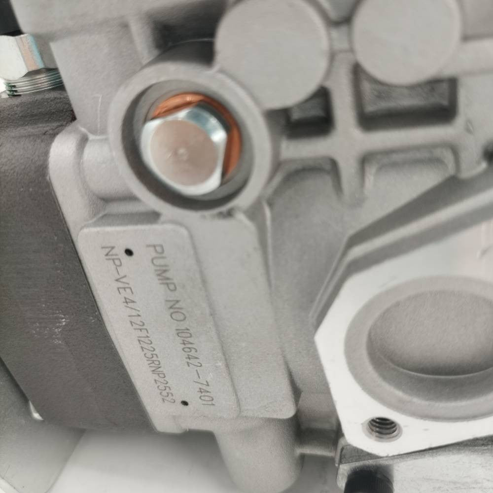 Diesel Fuel Injection Pump 104642-7401 NP-VE4/12F1225RNP2552 for YANMAR 4TNE94L