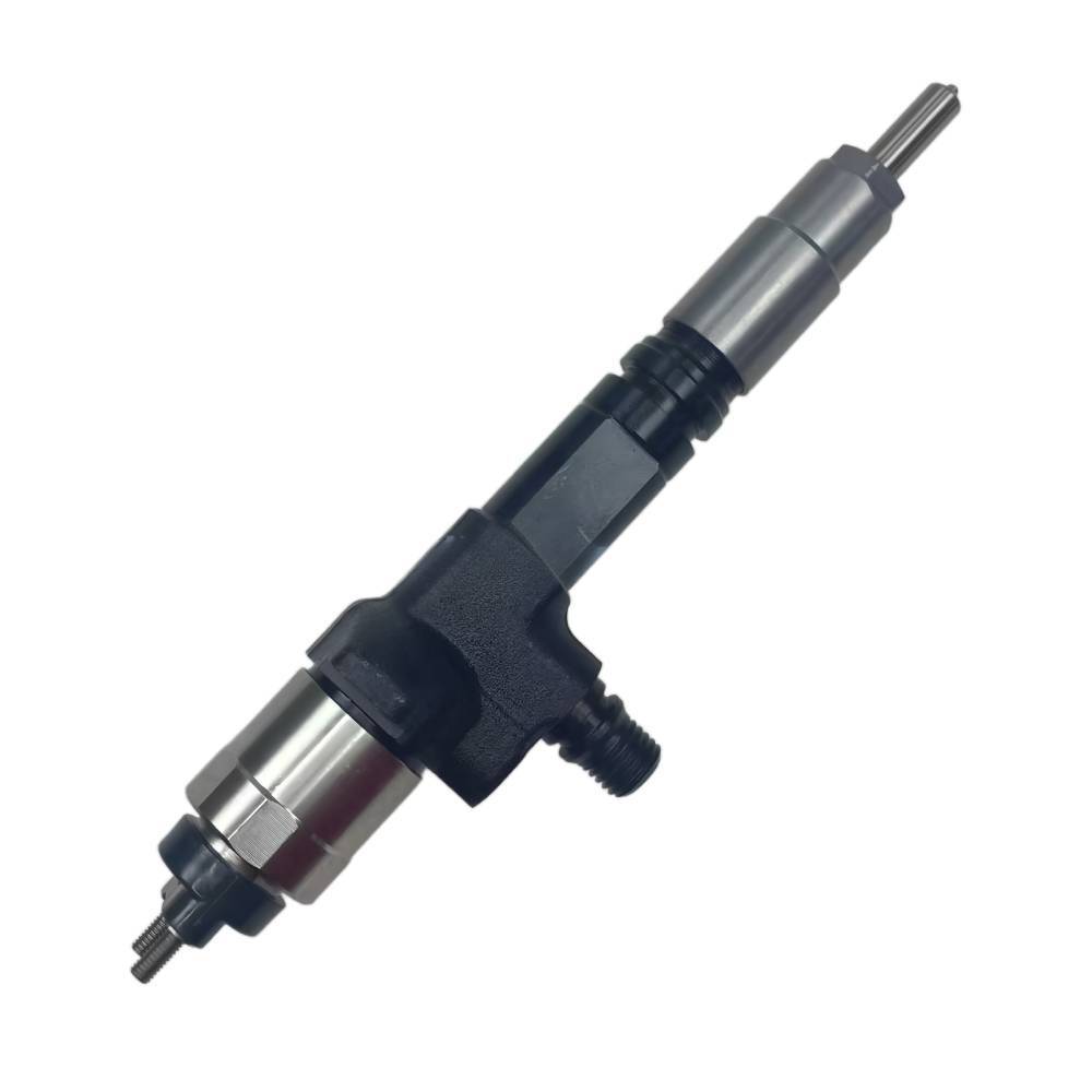095000-9690 1J500-53051 Diesel Fuel Injector Assembly for Kubota V3800 V3800T