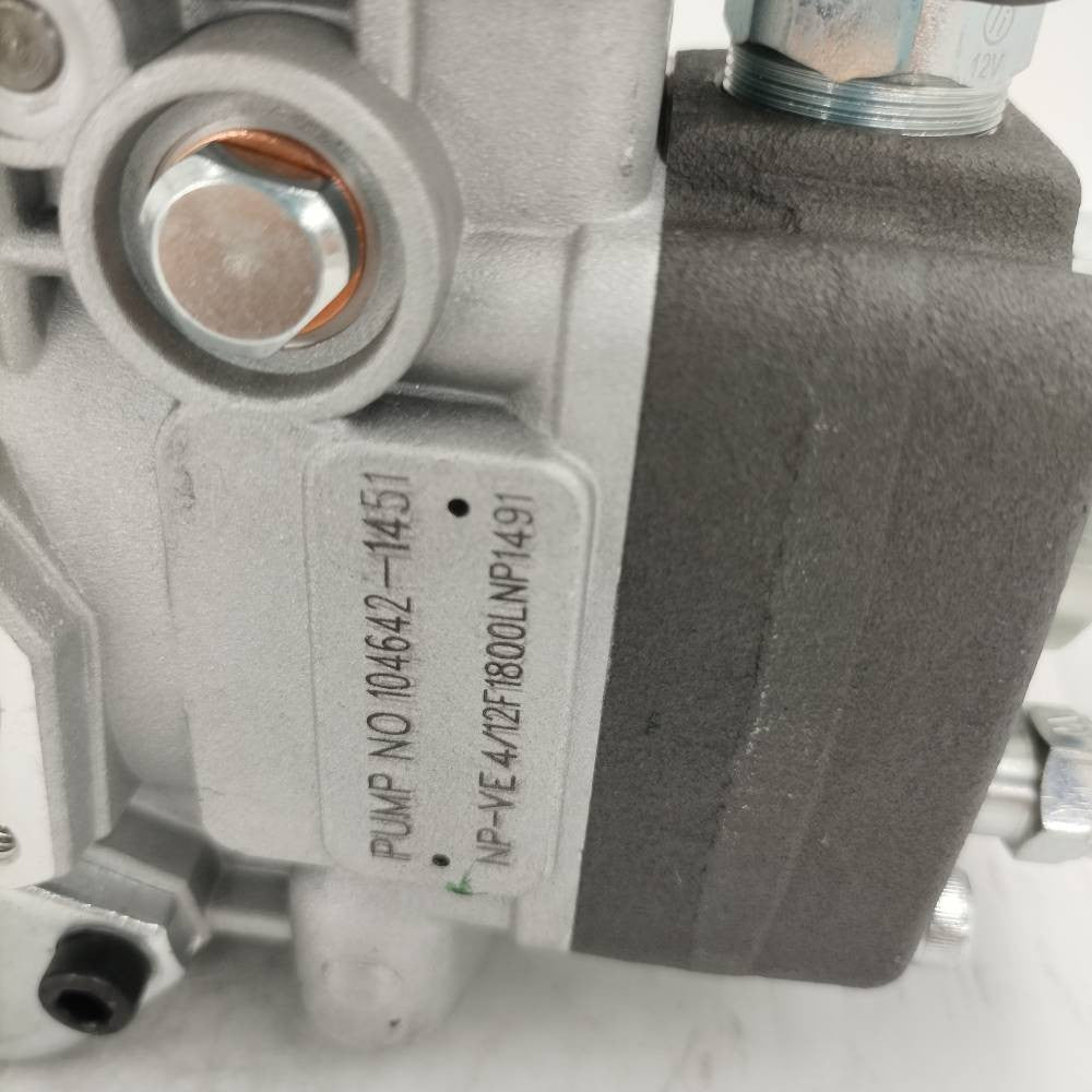 Diesel Fuel Injection Pump 104642-1451 NP-VE4/12F1800LNP1491 for ISUZU 4JB1