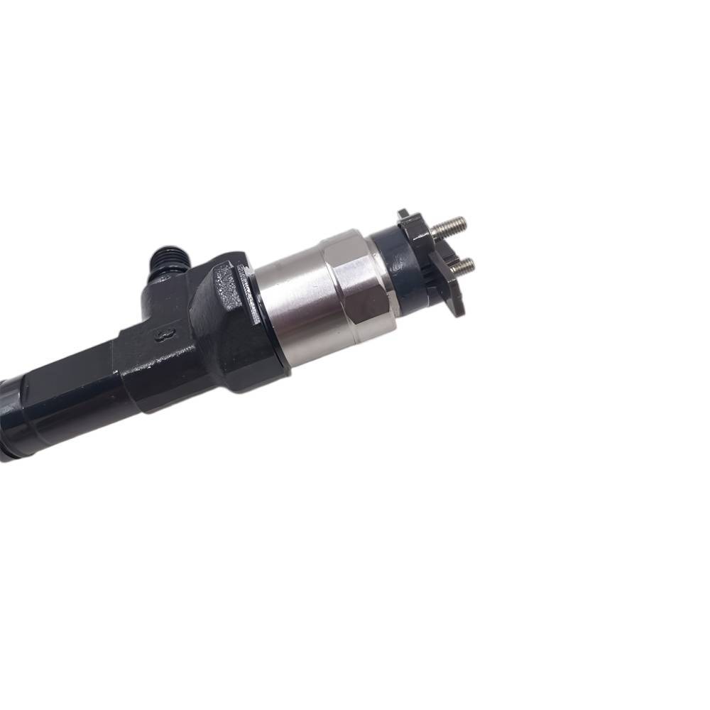 Diesel Fuel Injector 295050-1980 1J770-53050 1J770-53051 for Kubota V3307