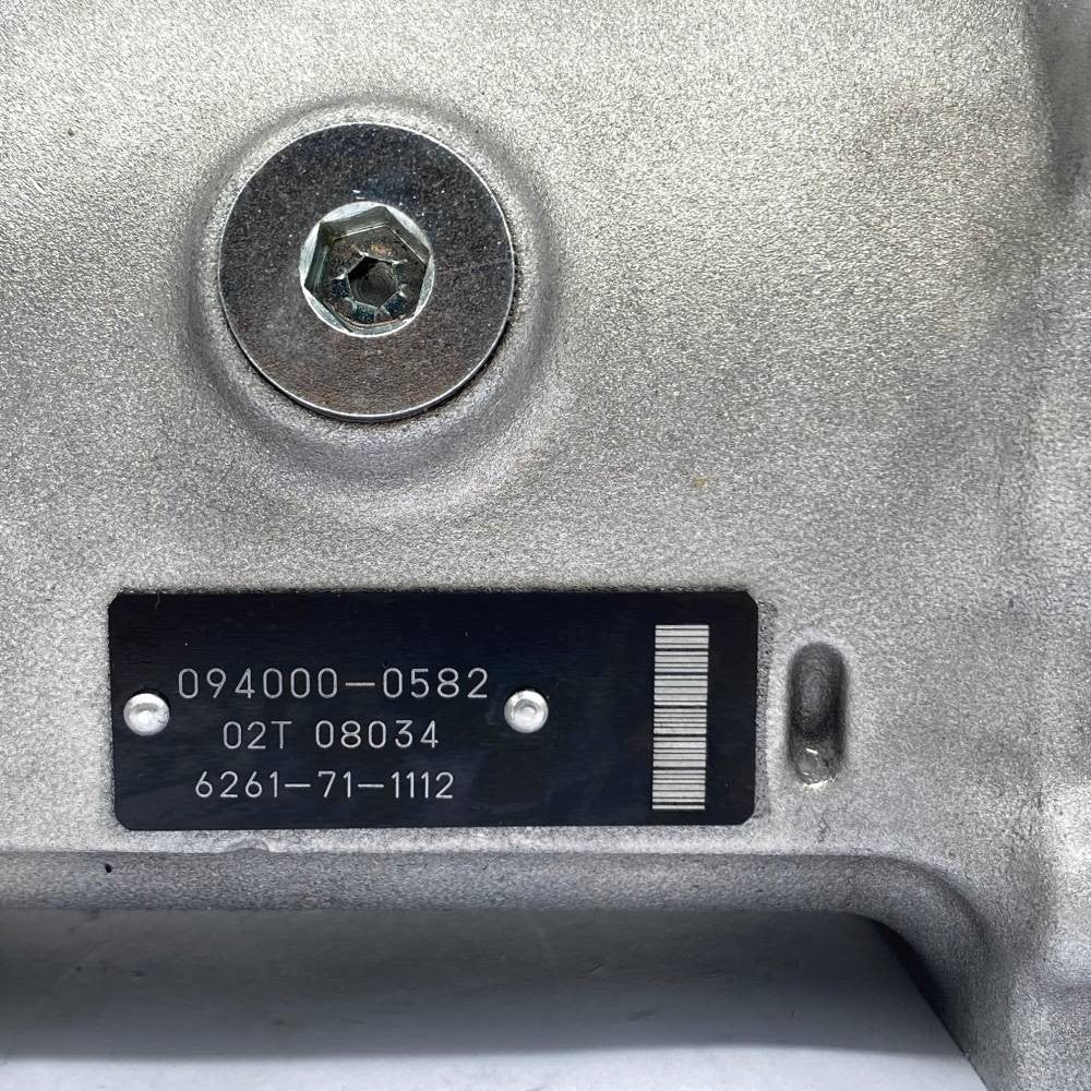 094000-0582 6261-71-1111 HP0 Diesel Fuel Injection Pump for KOMATSU SAA6D140