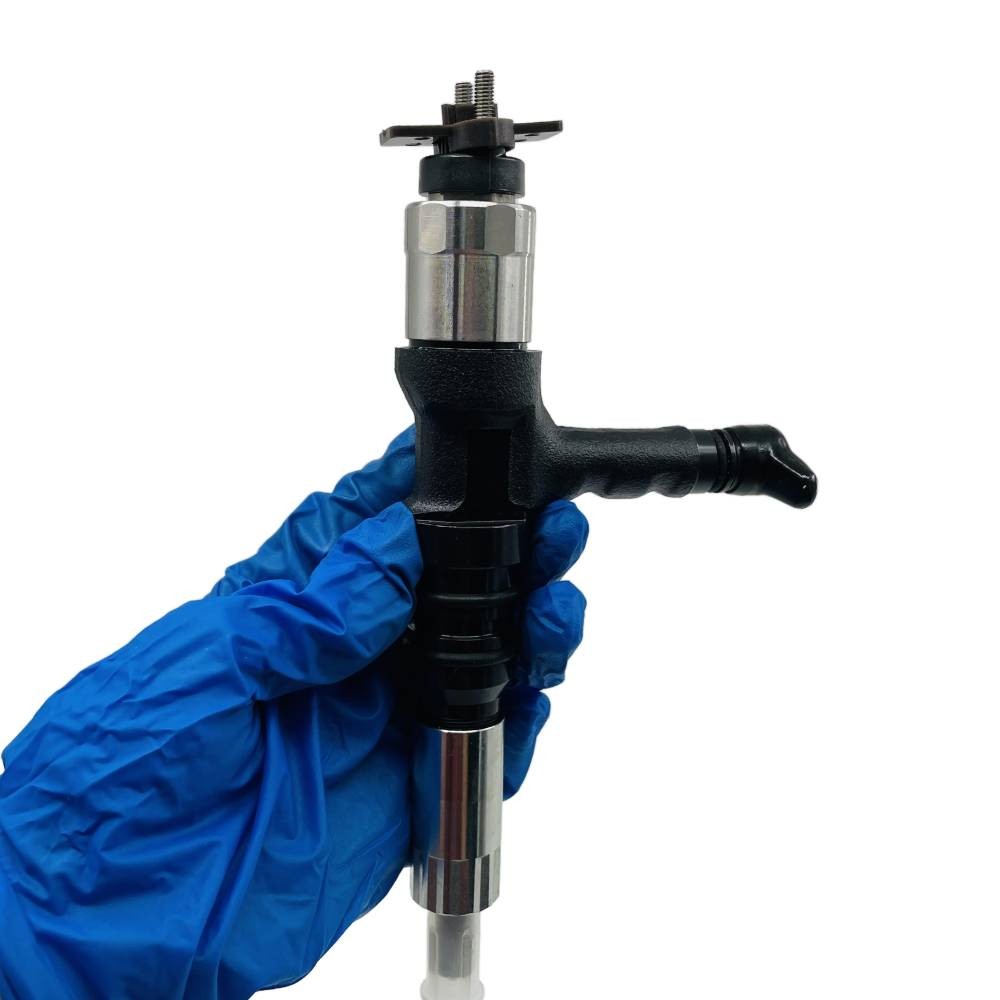 095000-6290 0950006290 6245-11-3100 Diesel Fuel Injector for Komatsu SAA6D170E-5