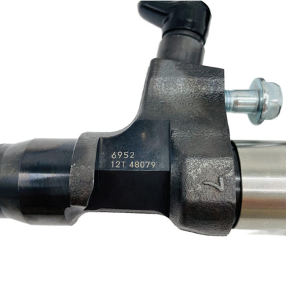 Diesel Fuel Injector Assembly 095000-6613 23670-E0020 For Hino J05E Engine Truck