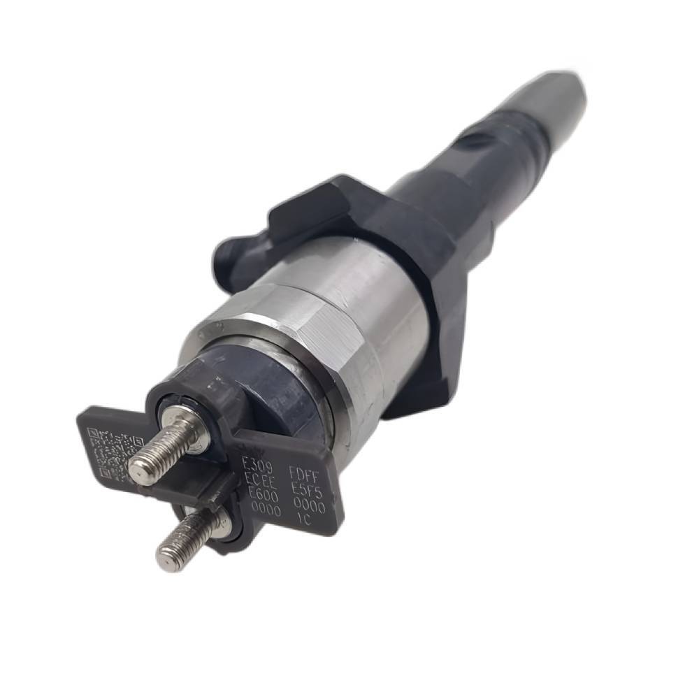 095000-9690 1J500-53051 Diesel Fuel Injector Assembly for Kubota V3800 V3800T