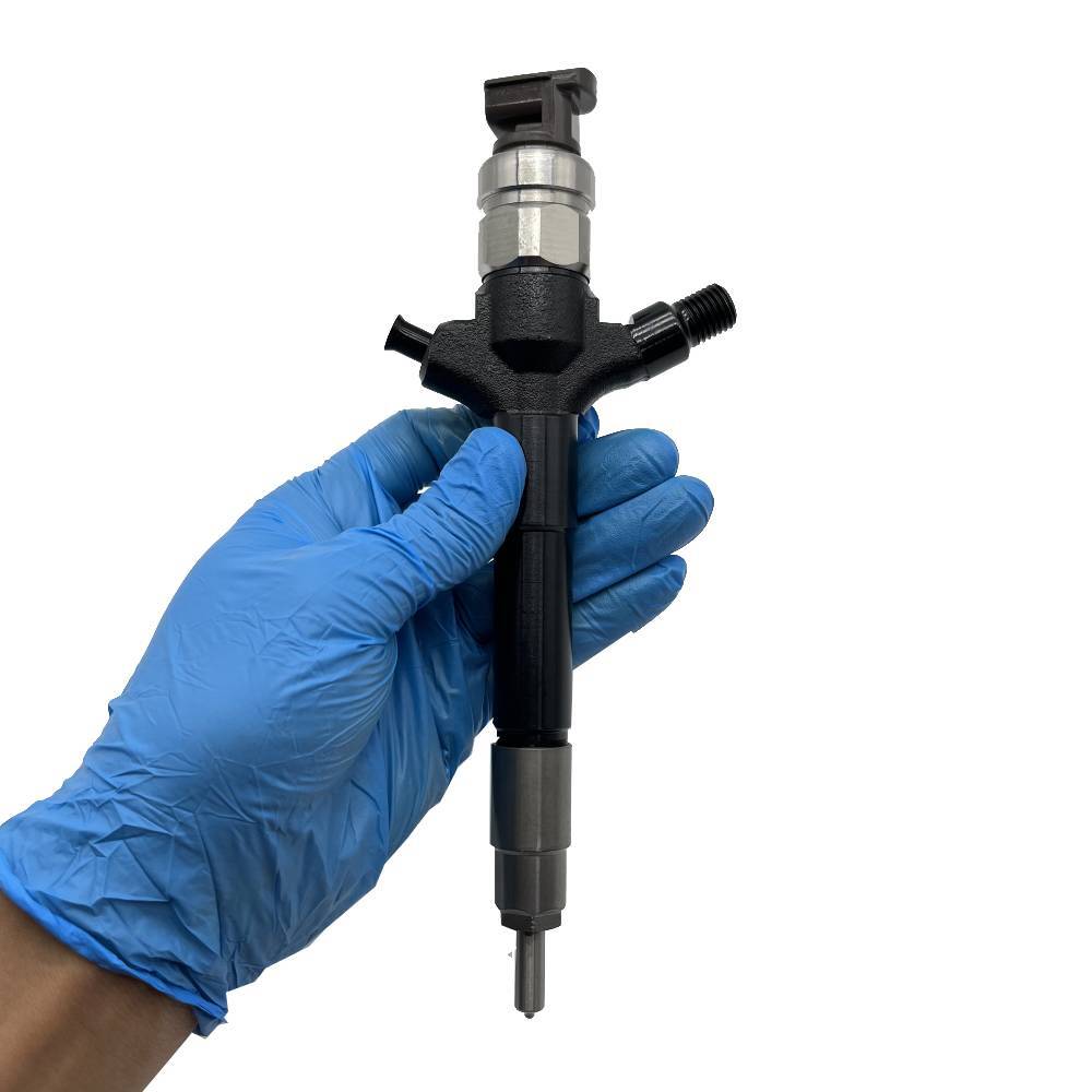 Diesel Fuel Injector 1465A297 095000-7490 For Mitsubishi L200 2.5 4D56 Triton