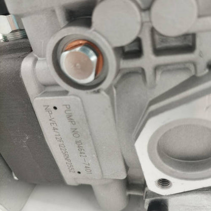 Diesel Fuel Injection Pump 104642-7401 NP-VE4/12F1225RNP2552 for YANMAR 4TNE94L